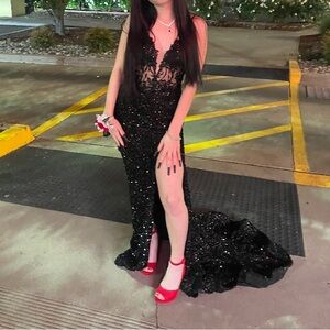 Elegant Black Evening Gown